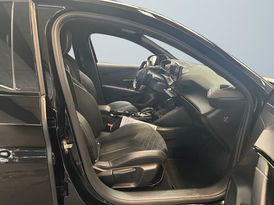 Peugeot e-208 50 GT Pack 5d