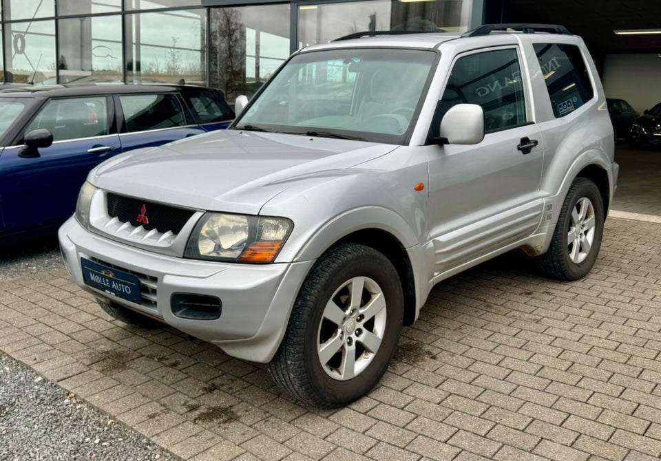 Mitsubishi Grand Pajero 3,2 DI-D aut. 3d