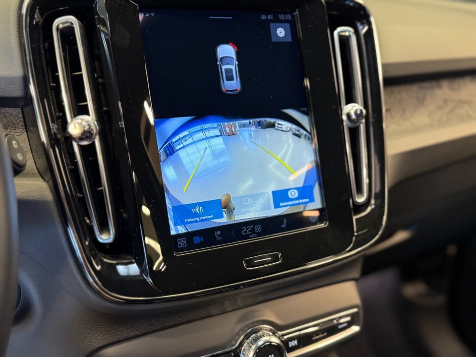 Volvo XC40 ReCharge Extended Range Plus 5d
