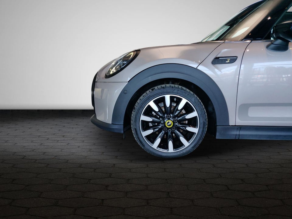 MINI Cooper SE Yours Trim 3d