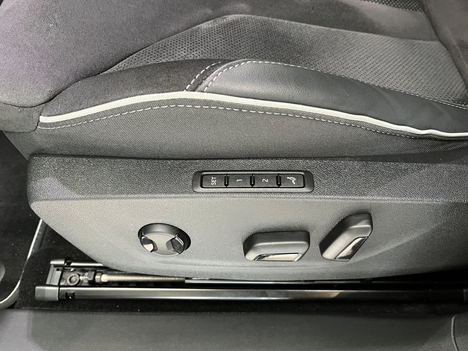 Skoda Enyaq 85 iV Sportline Maxx Coupé 5d