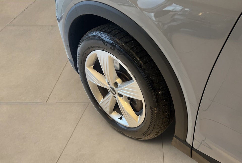 Audi Q4 e-tron 40 Proline 5d