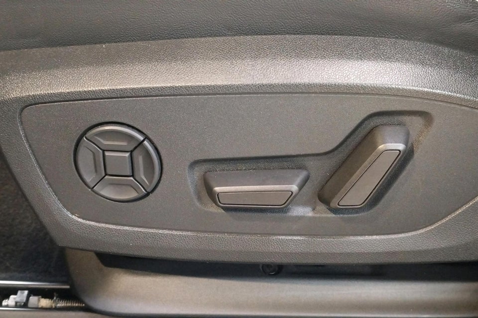 Audi Q4 e-tron 50 edition one quattro 5d