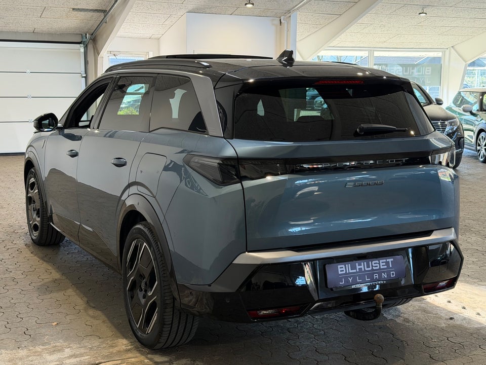 Peugeot e-5008 77 GT Pack 7prs 5d