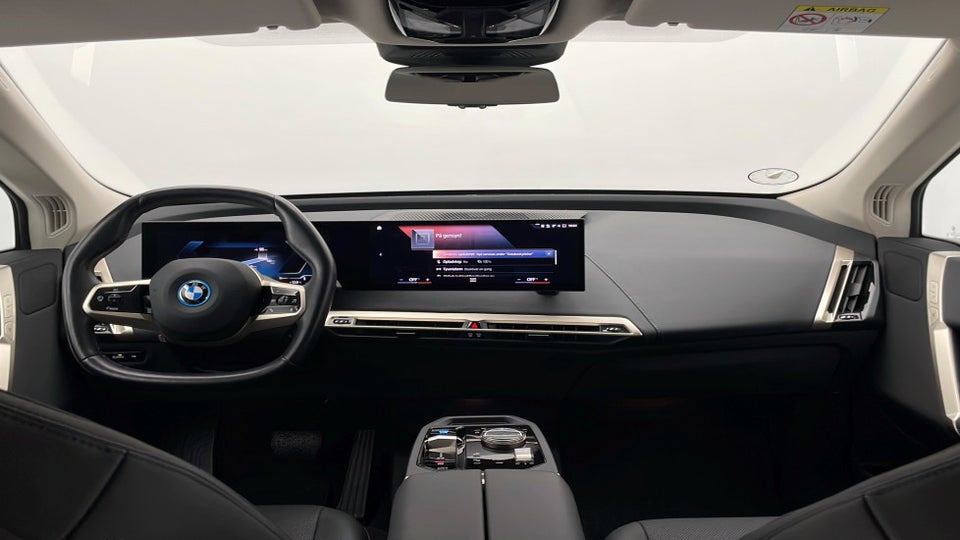 BMW iX xDrive40 Supercharged 5d