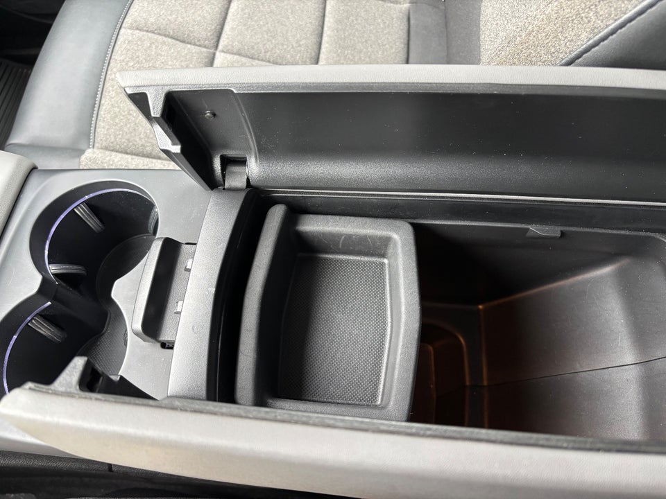 Citroën C5 Aircross 1,6 Hybrid Feel EAT8 5d