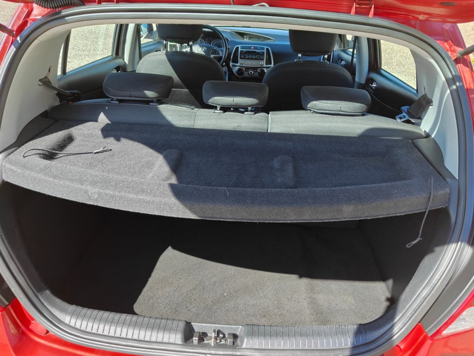Hyundai i20 1,25 Classic XTR 5d
