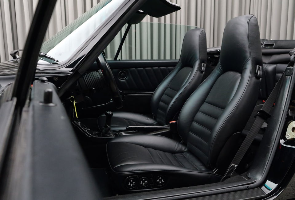 Porsche 911 3,6 Carrera 2 Cabriolet 2d
