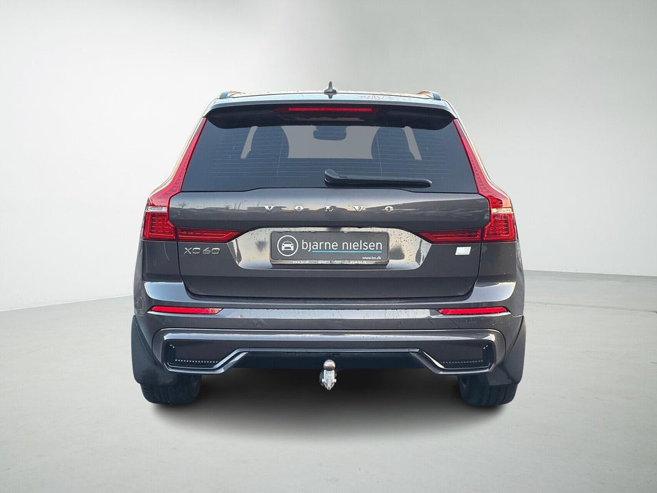 Volvo XC60 2,0 T8 ReCharge Plus Dark aut. AWD 5d
