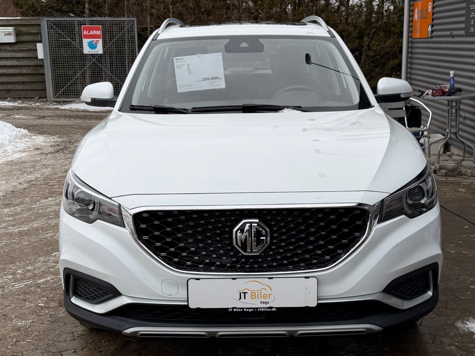 MG ZS EV Luxury 5d
