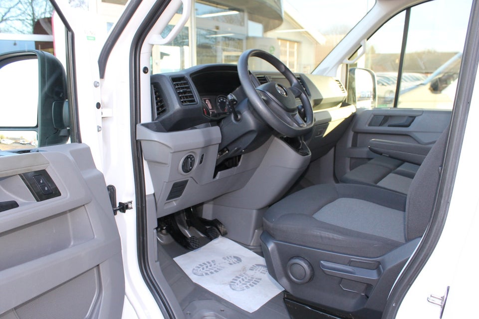 VW Crafter 35 2,0 TDi 140 Kassevogn L3H2