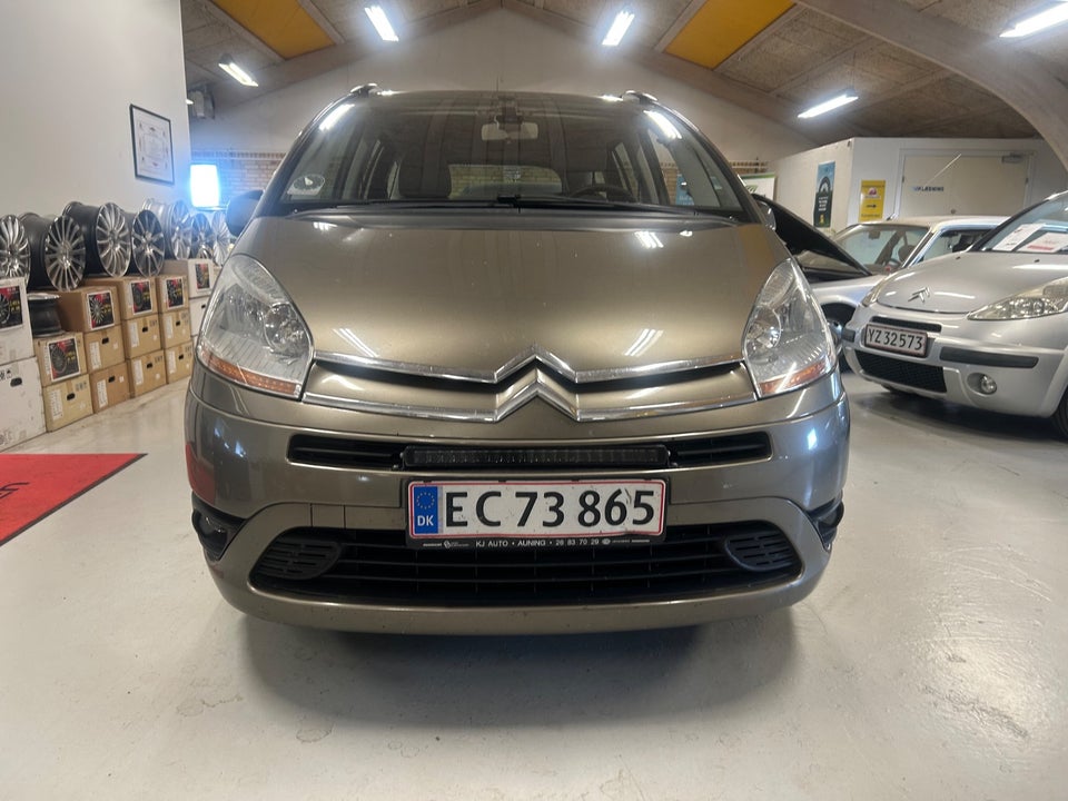 Citroën Grand C4 Picasso 2,0 HDi 138 VTR E6G 7prs 5d