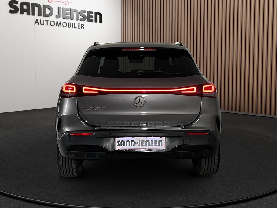 Mercedes EQA250 AMG Line 5d