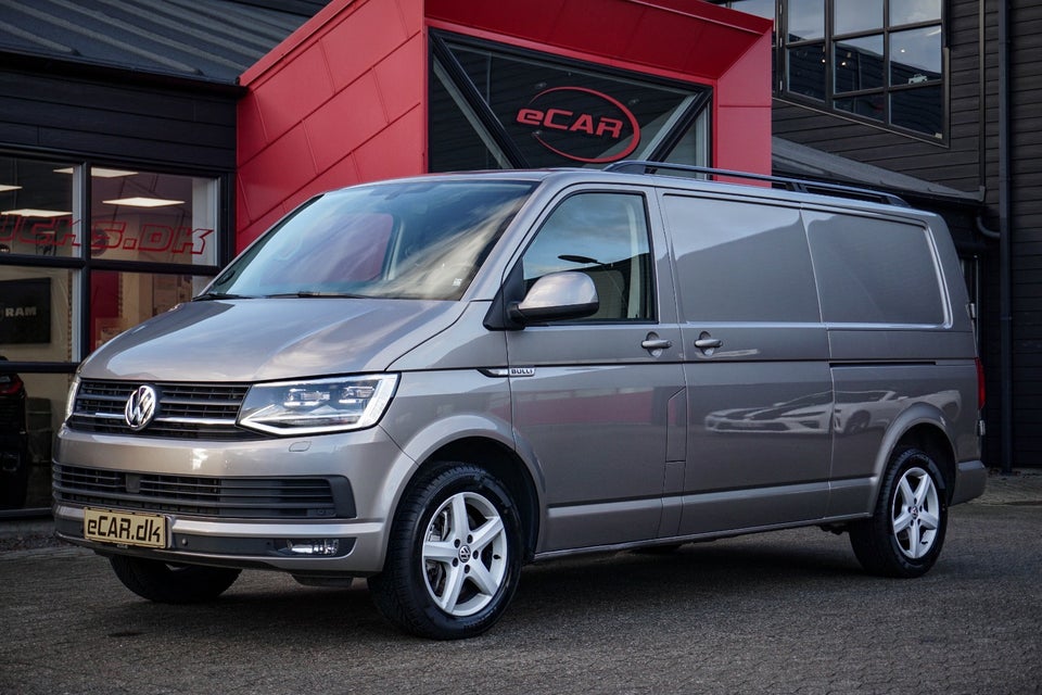 VW Transporter 2,0 TDi 204 Kassevogn DSG lang