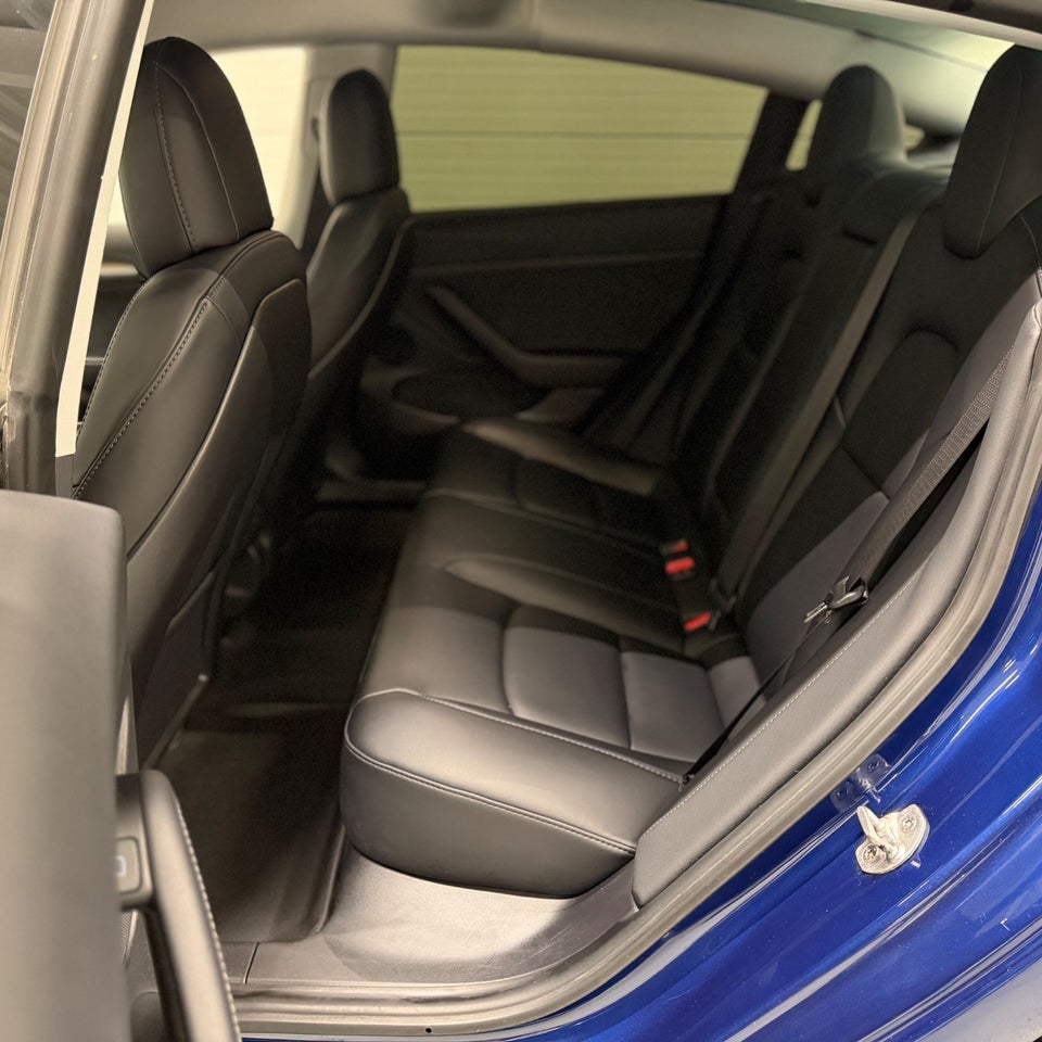 Tesla Model 3 Performance AWD 4d