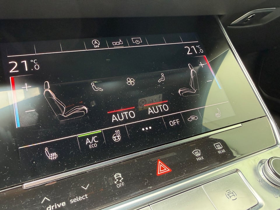 Audi A6 45 TFSi Avant S-tr. 5d