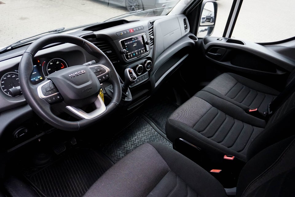 Iveco Daily 3,0 35S18 12m³ Van AG8