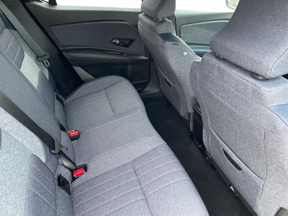 Renault 4 E-Tech 52 Techno 5d