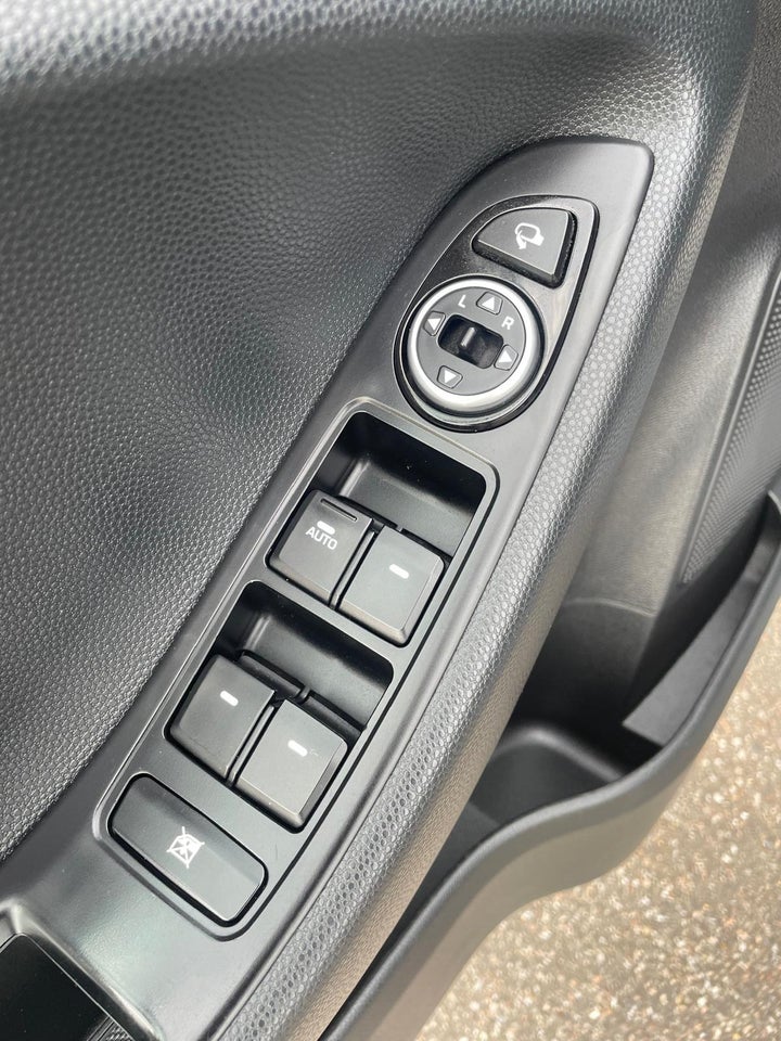 Hyundai i20 1,25 Black Line 5d