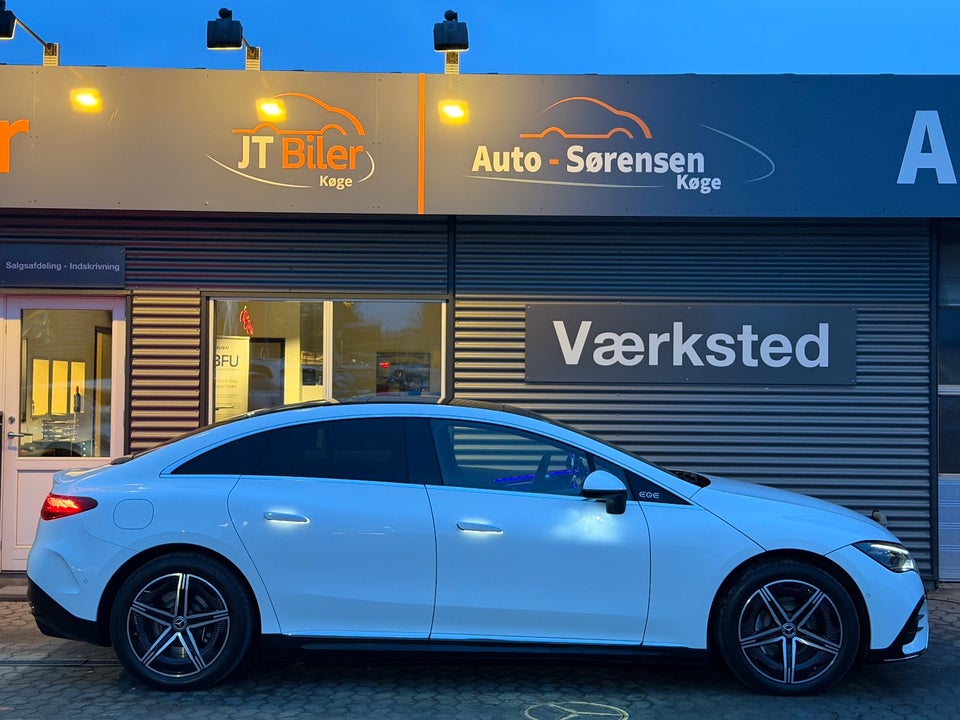 Mercedes EQE350 AMG Line 4d