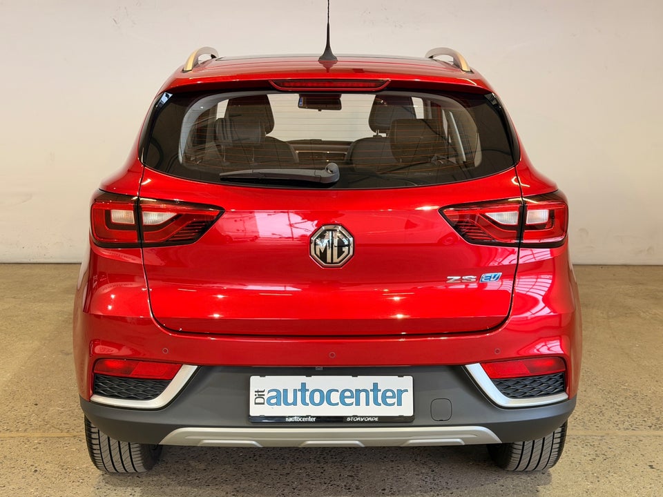 MG ZS EV Luxury 5d