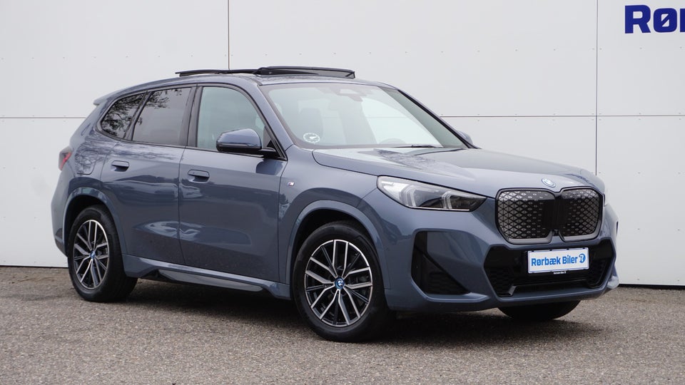 BMW iX1 xDrive30 M-Sport 5d