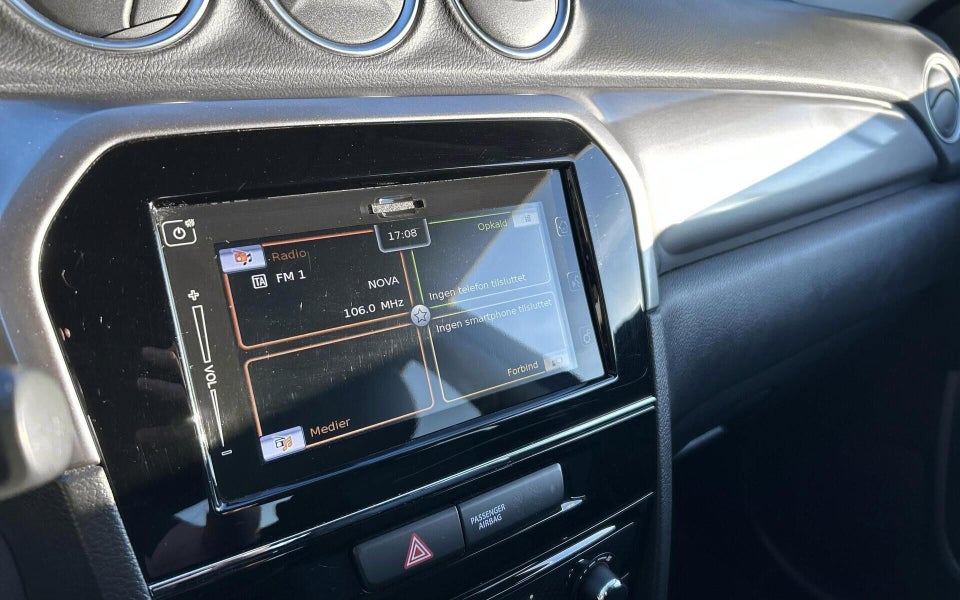 Suzuki Vitara 1,4 mHybrid Active aut. 5d