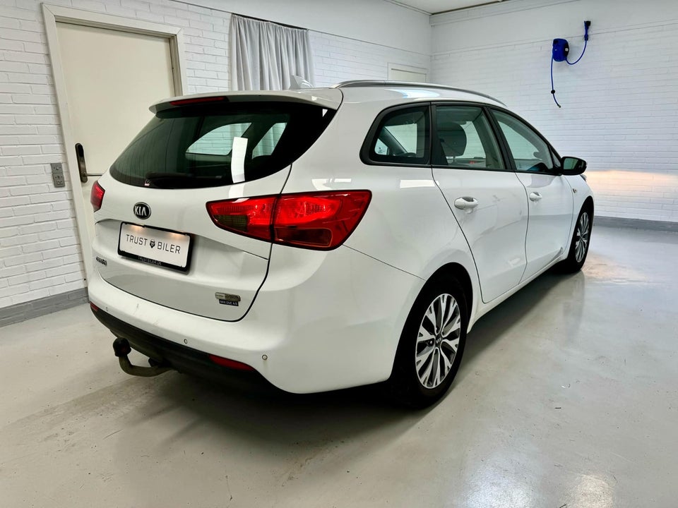 Kia Ceed 1,4 CVVT Style Limited SW 5d