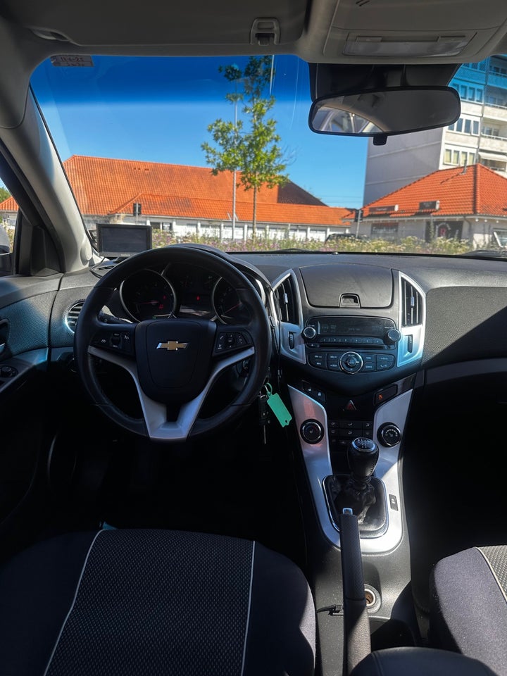 Chevrolet Cruze 1,8 LT 5d