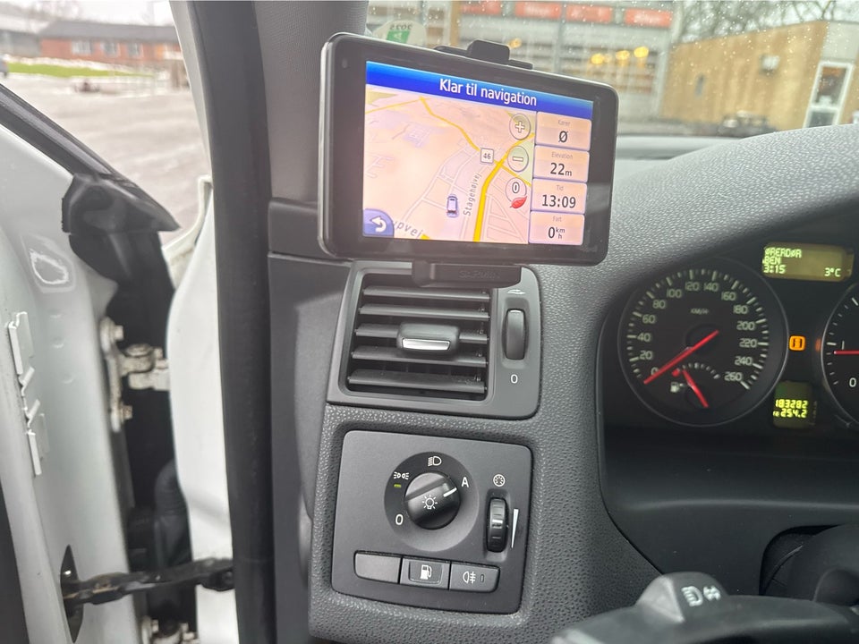 Volvo V50 1,6 D2 115 Kinetic 5d