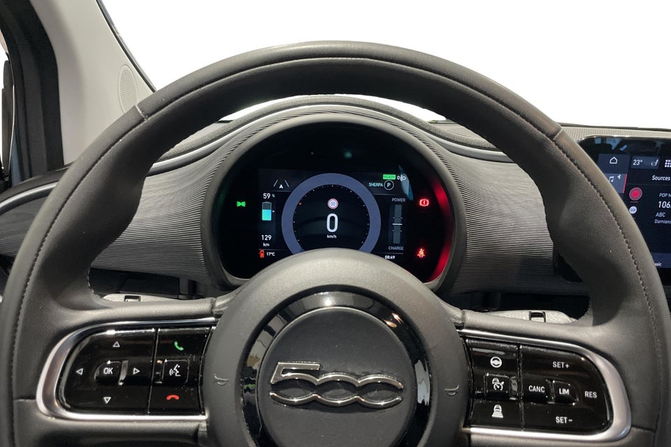 Fiat 500e 42 Icon Cabrio 2d