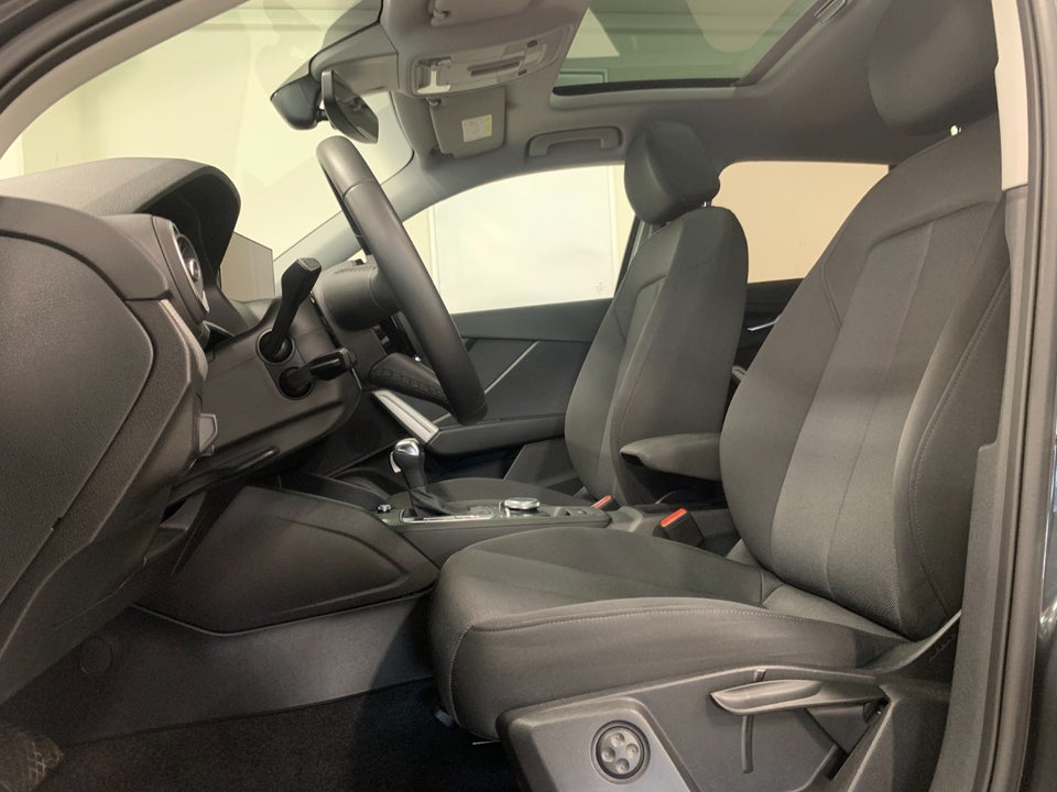 Audi Q2 35 TFSi Prestige S-tr. 5d