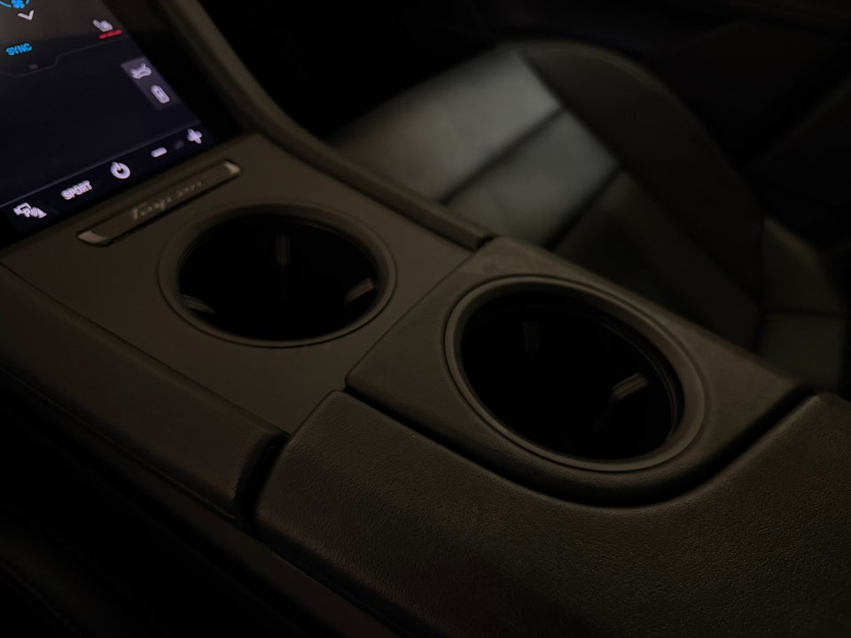 Porsche Taycan Sport Turismo 5d