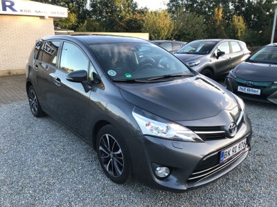 Annonce: Toyota Verso 1,6 D-4D T2 Premiu... - Pris 74.900 kr.