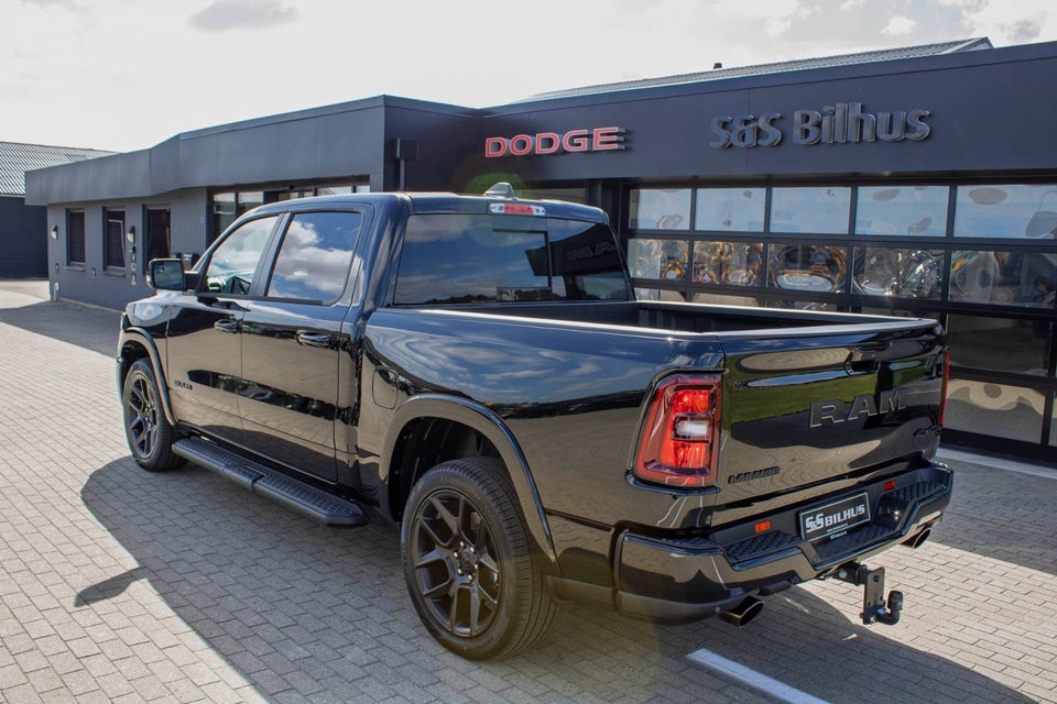 Dodge RAM 1500 3,0 Laramie Night aut. 4d