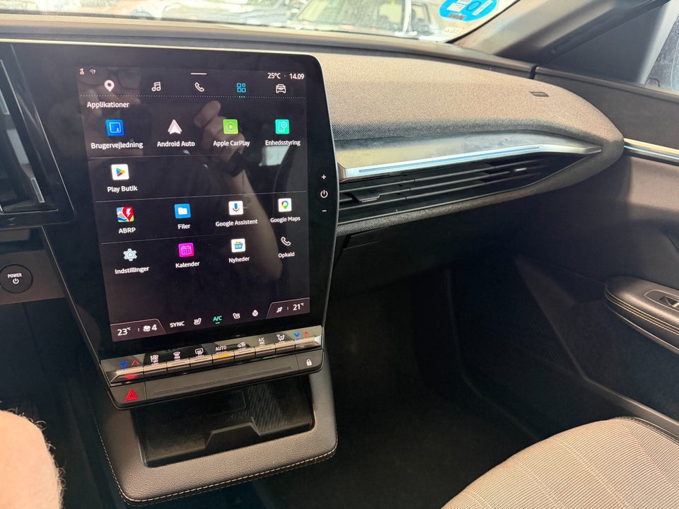 Renault Megane E-Tech 60 Techno 5d