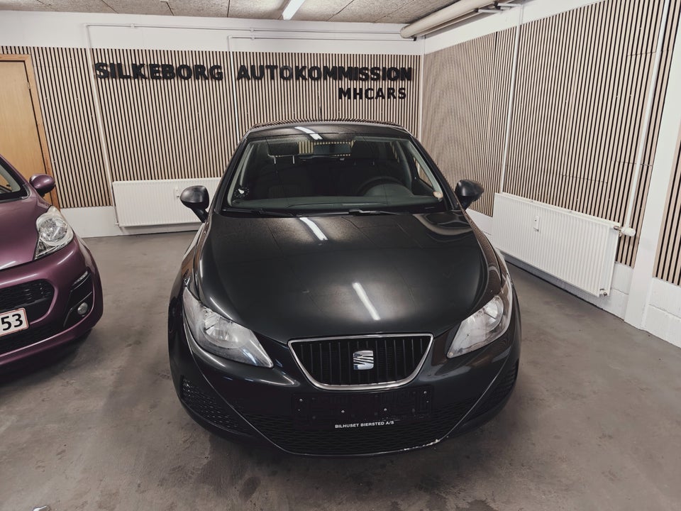 Seat Ibiza 1,4 16V 85 Reference 5d