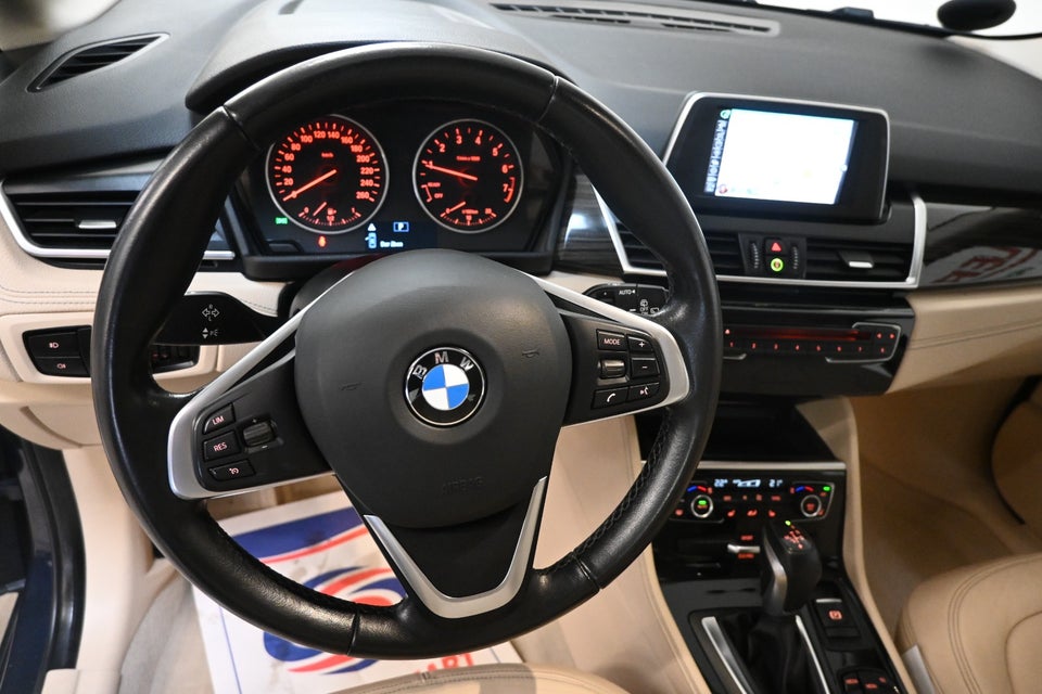 BMW 218i 1,5 Active Tourer Luxury Line aut. 5d