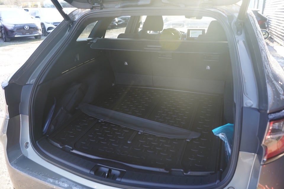 Toyota Corolla 1,8 Hybrid Active Smart Touring Sports MDS 5d