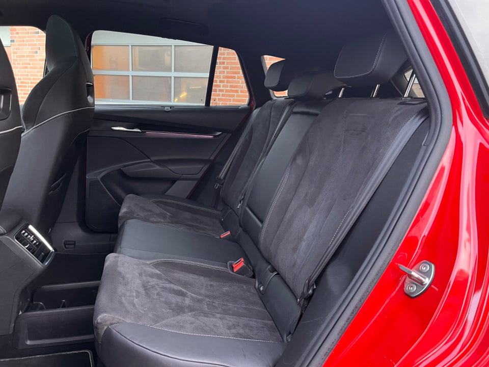 Skoda Enyaq 60 iV Sportline 5d