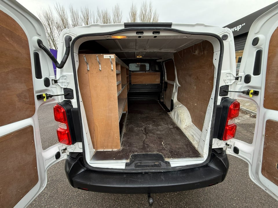 Toyota ProAce 2,0 D 120 Long Comfort 5d