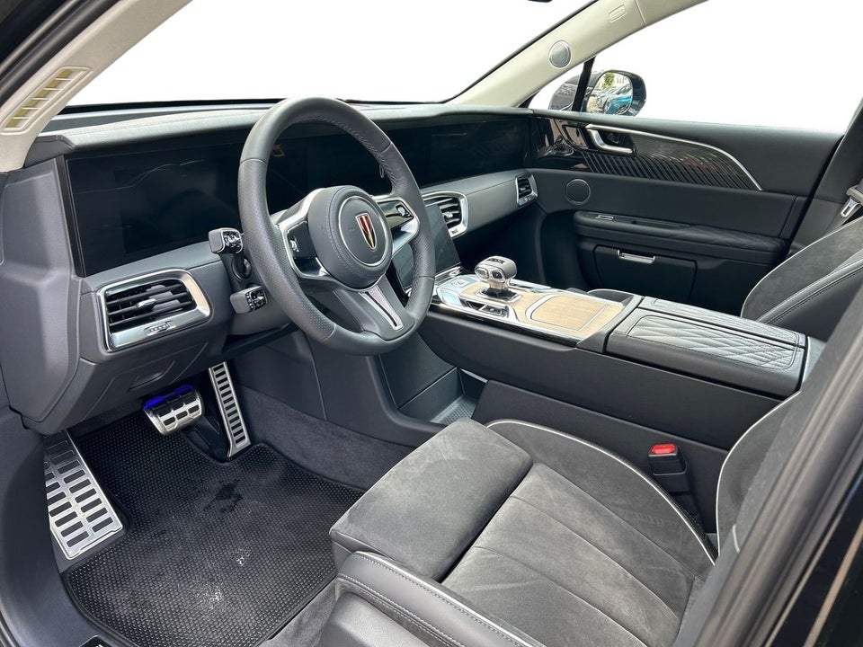 Hongqi E-HS9 99 Premium 5d