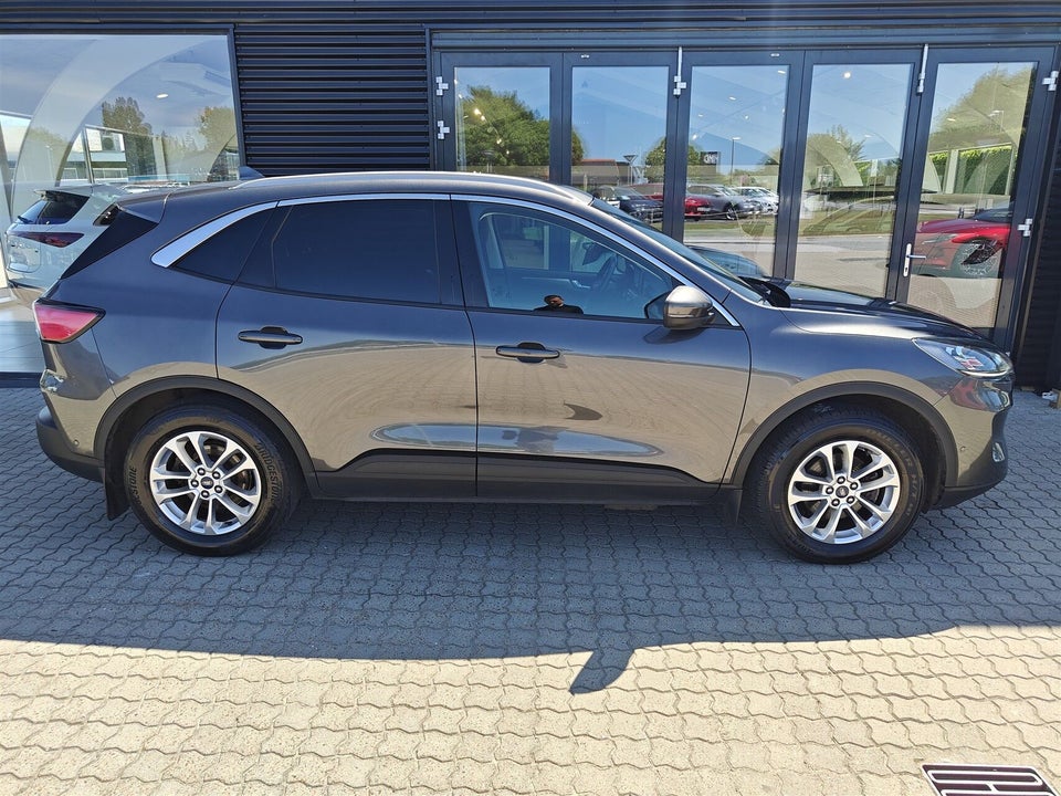 Ford Kuga 2,5 PHEV Titanium X CVT 5d