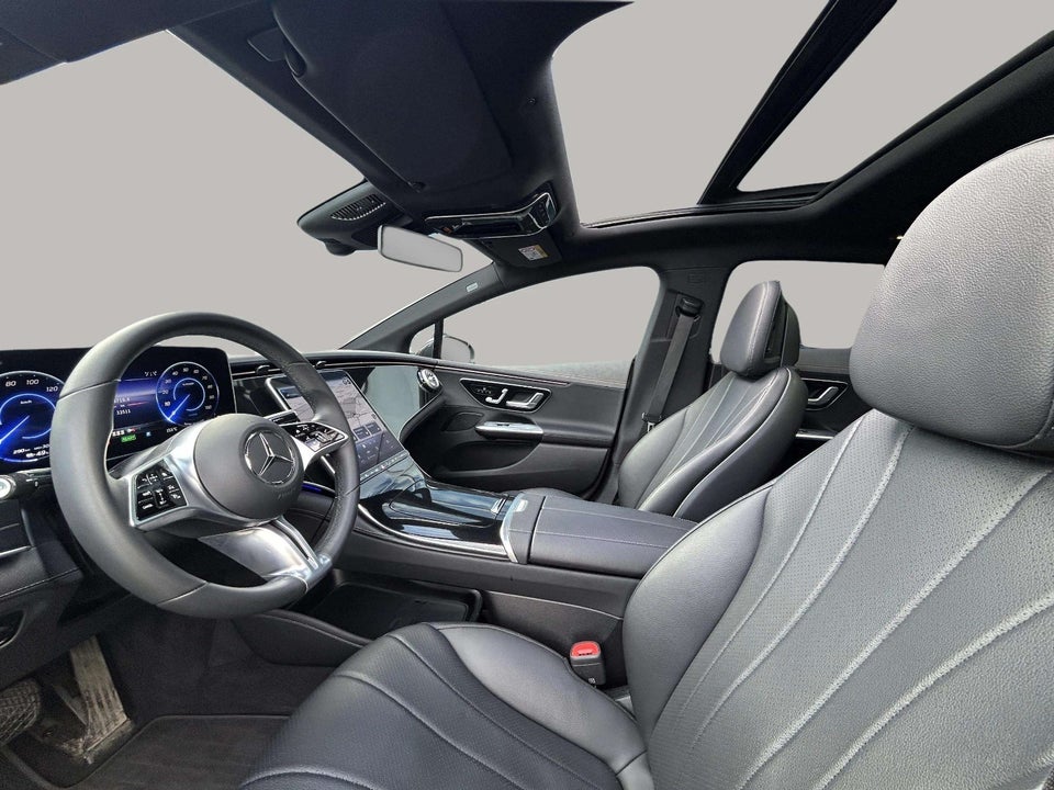 Mercedes EQE300 AMG Line 4d