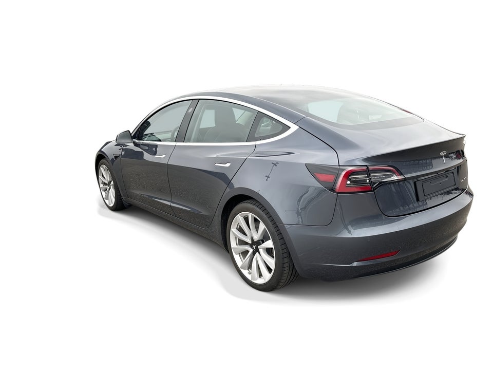Tesla Model 3 Long Range AWD 4d