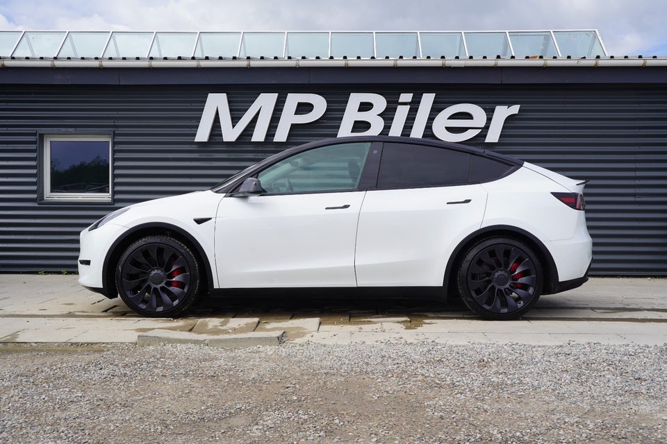 Tesla Model Y Performance AWD 5d