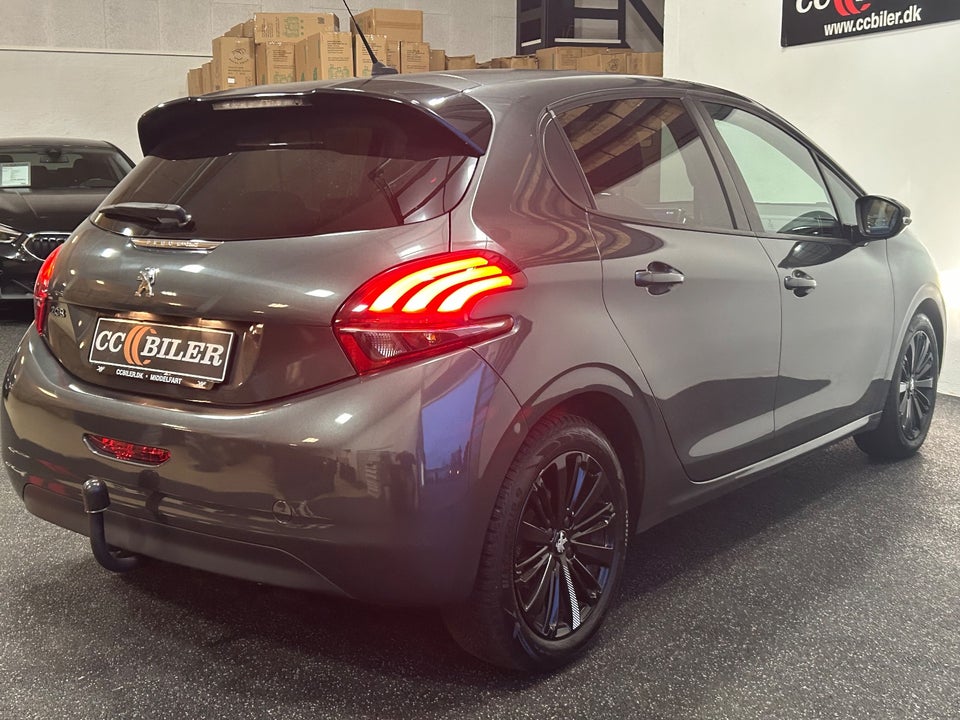 Peugeot 208 1,6 BlueHDi 100 Envy 5d