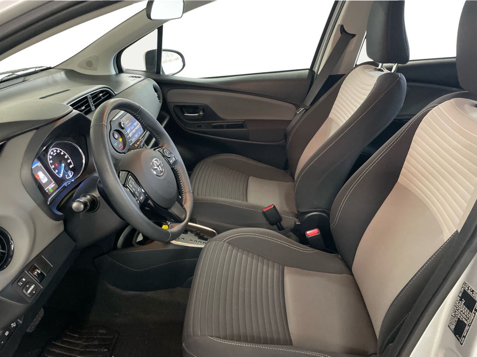 Toyota Yaris 1,5 Hybrid H2 e-CVT 5d