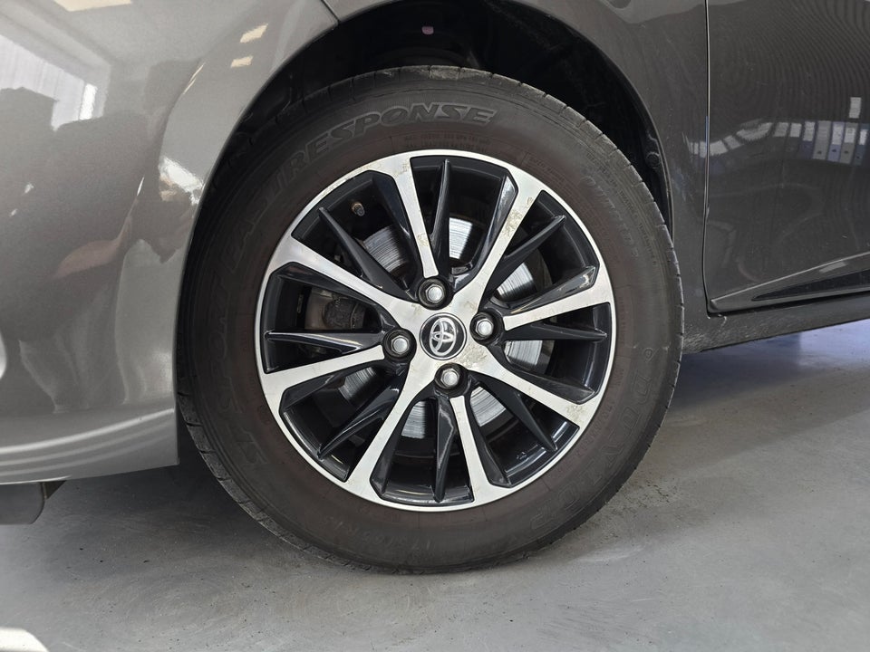 Toyota Yaris 1,5 Hybrid H3 Limited Smart e-CVT 5d