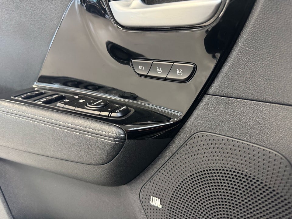 Kia Niro 1,6 PHEV Advance DCT 5d